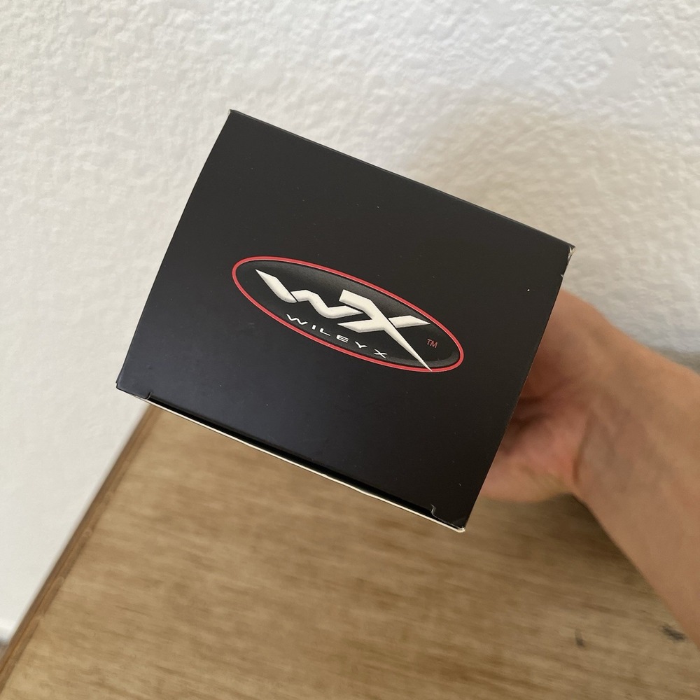 Wiley X Peak ACPEA01 Gloss Black Silver Flash Lens Near Mint w/ Case - Picture 6 of 16
